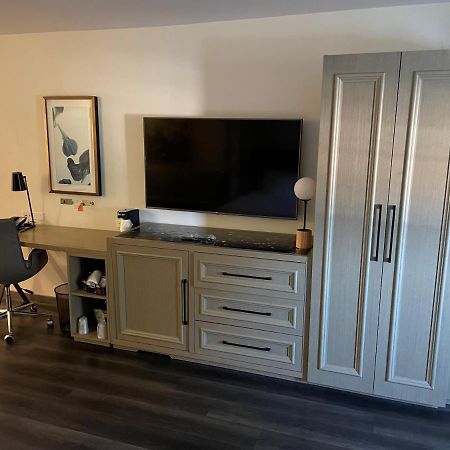 Hyatt Place Santa Barbara Goleta Екстериор снимка