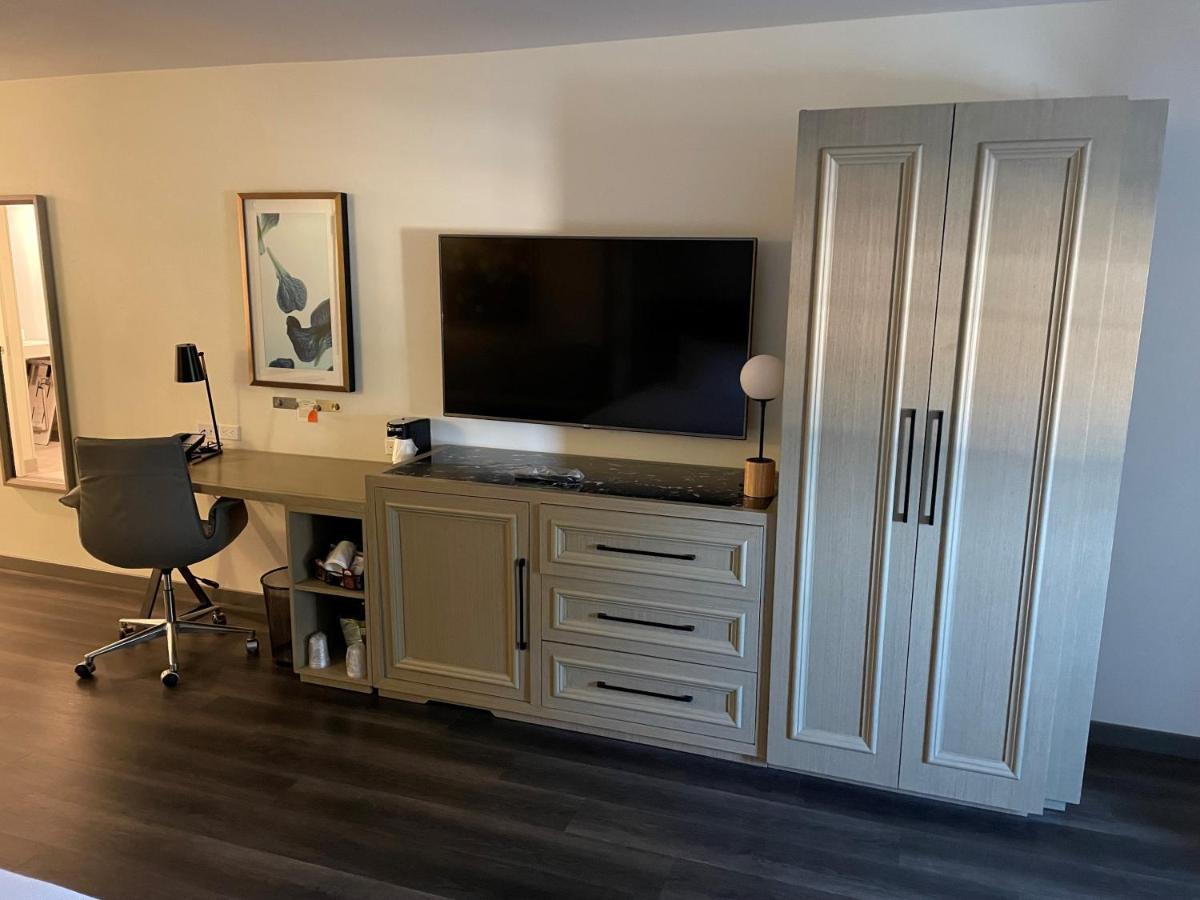 Hyatt Place Santa Barbara Goleta Екстериор снимка